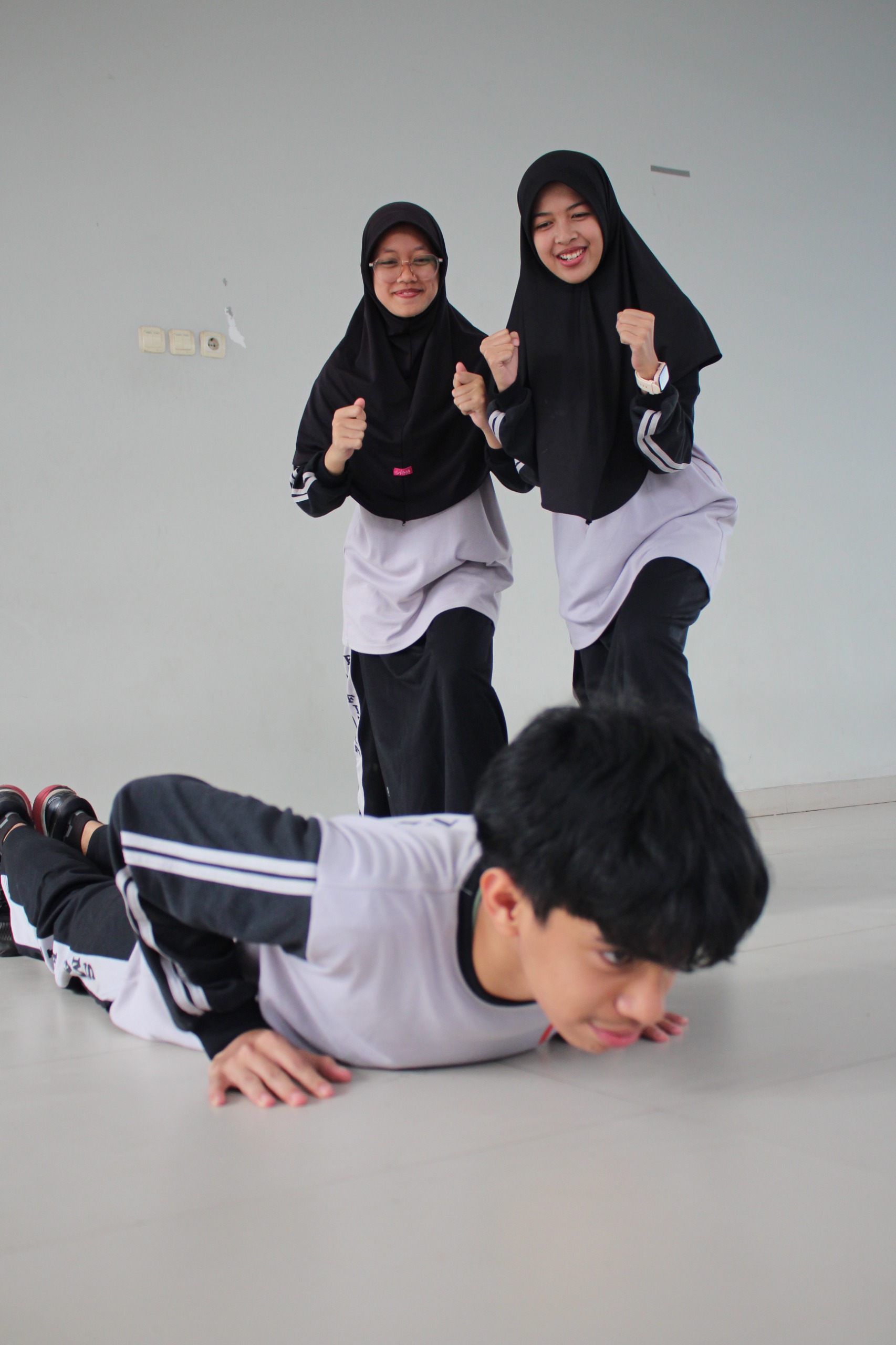 Elfitra Slider 3